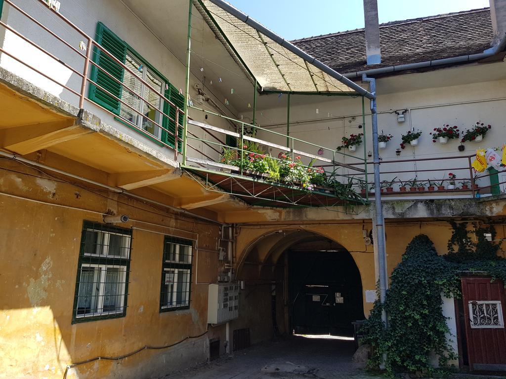 Luk Old Town Apartment Sibiu Exterior foto